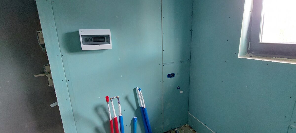 Rozdzielnia podtynkowa - montaż w płycie GK